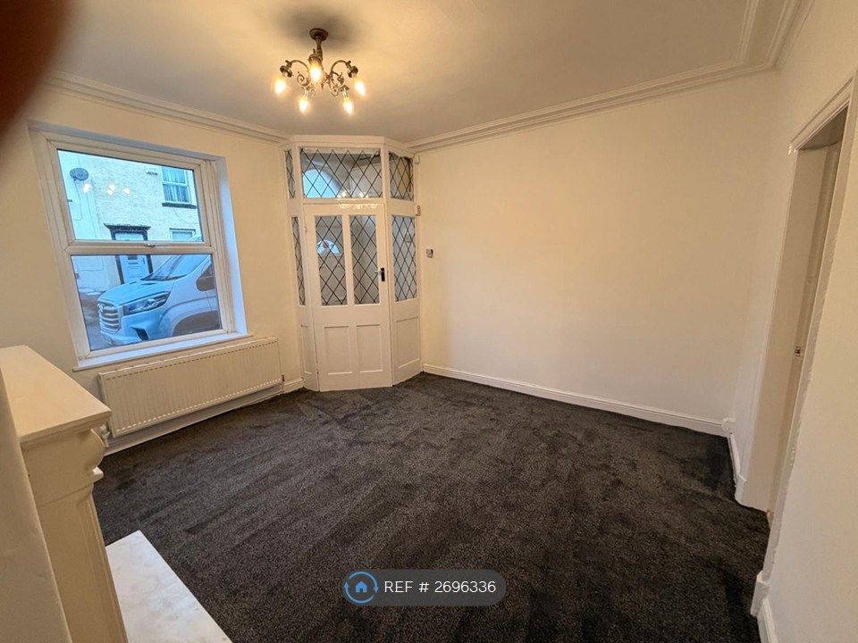 Property photo 3 of 13