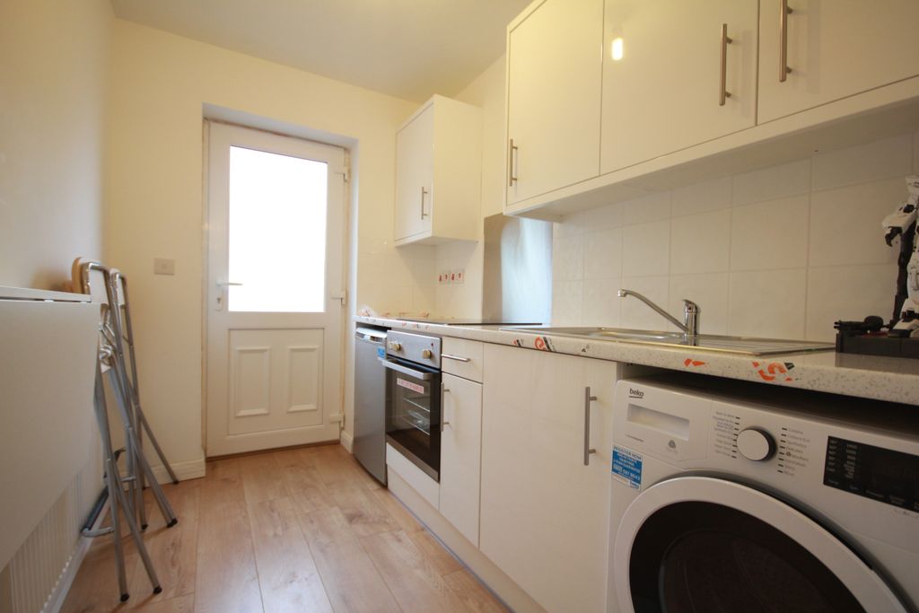 Property photo 2 of 4