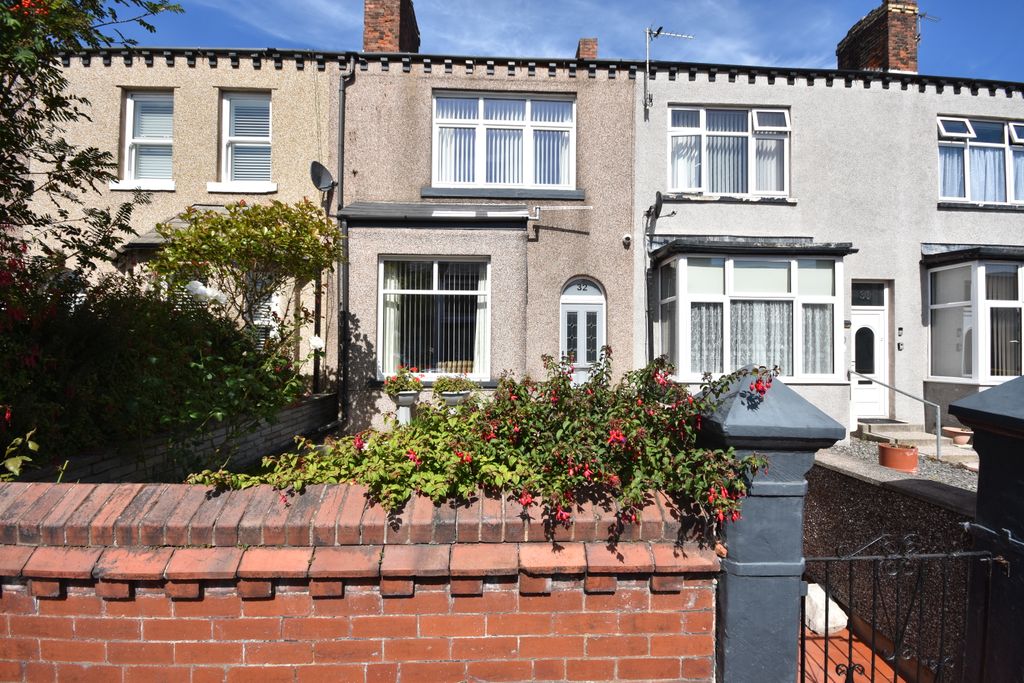 Property photo 1 of 17