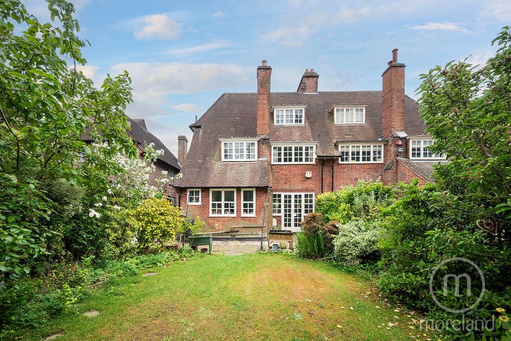 Property photo 2 of 22 4802502