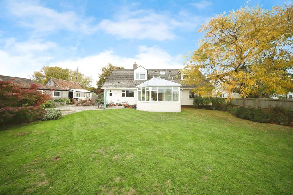 Property photo 2 of 15