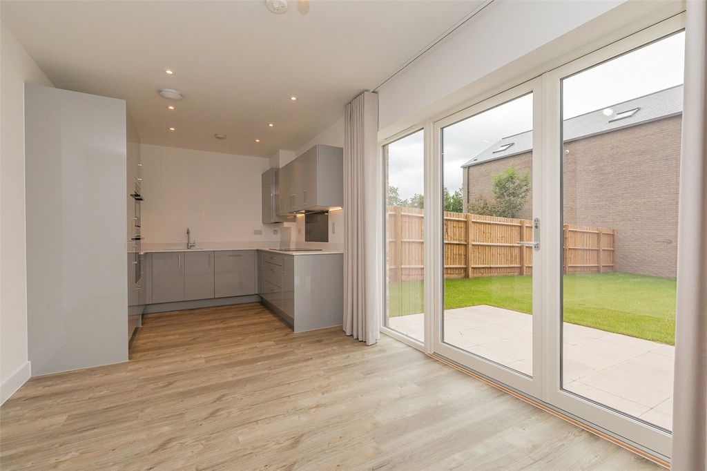 Property photo 2 of 16 Picture No. 09