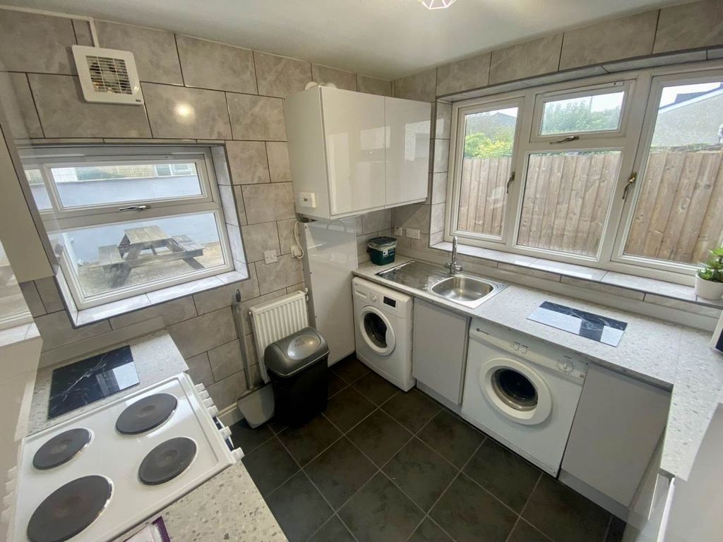 Property photo 2 of 20 87B7d629-5d23-4654-B52c-68B02327Fc16