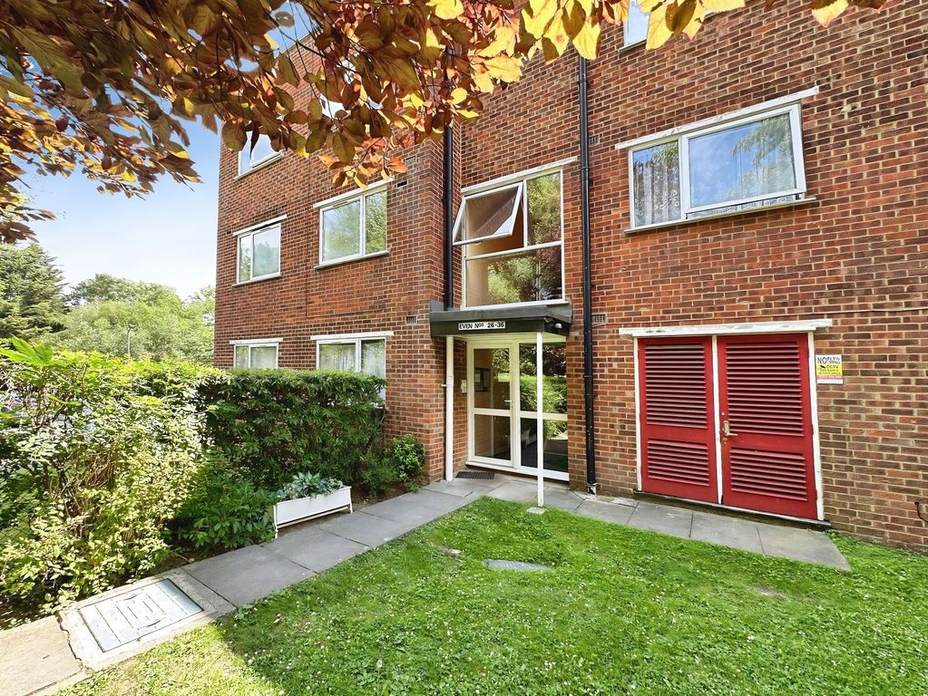 Property photo 1 of 8