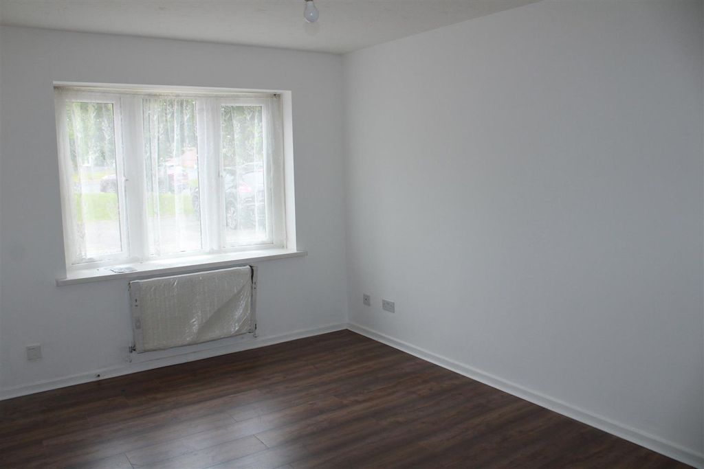 Property photo 2 of 11 Img_7645.Jpg