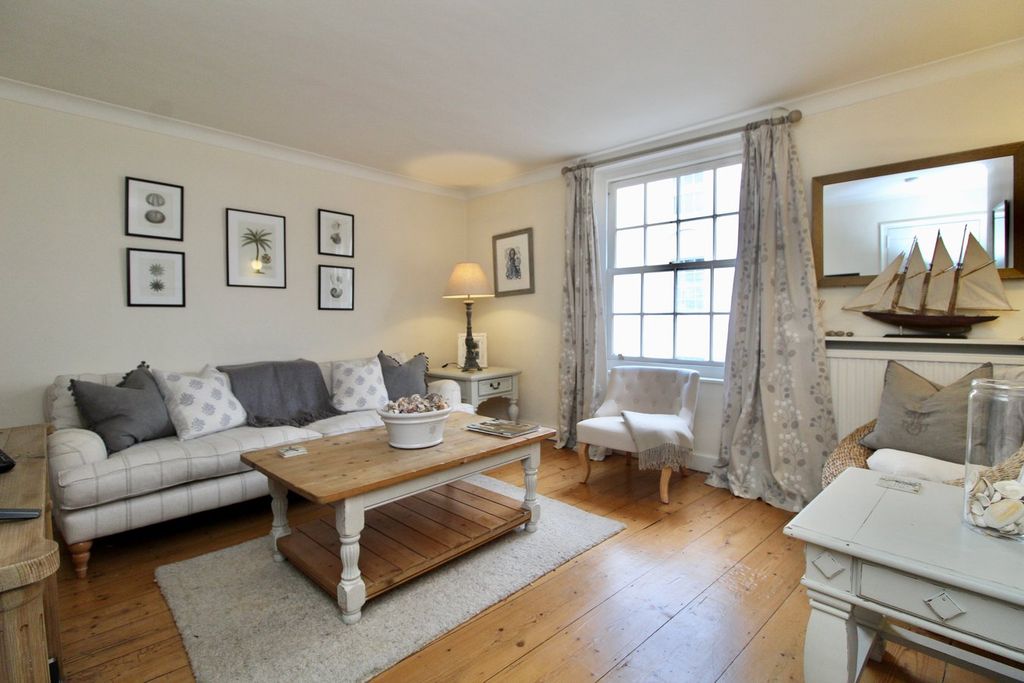 Property photo 1 of 26
