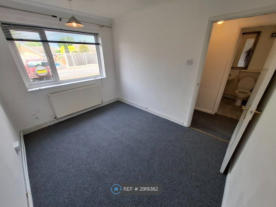 Property photo 3 of 9 Bedrroom