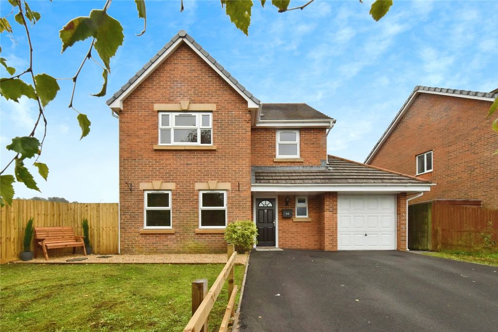 Property photo 1 of 18 Picture No. 09