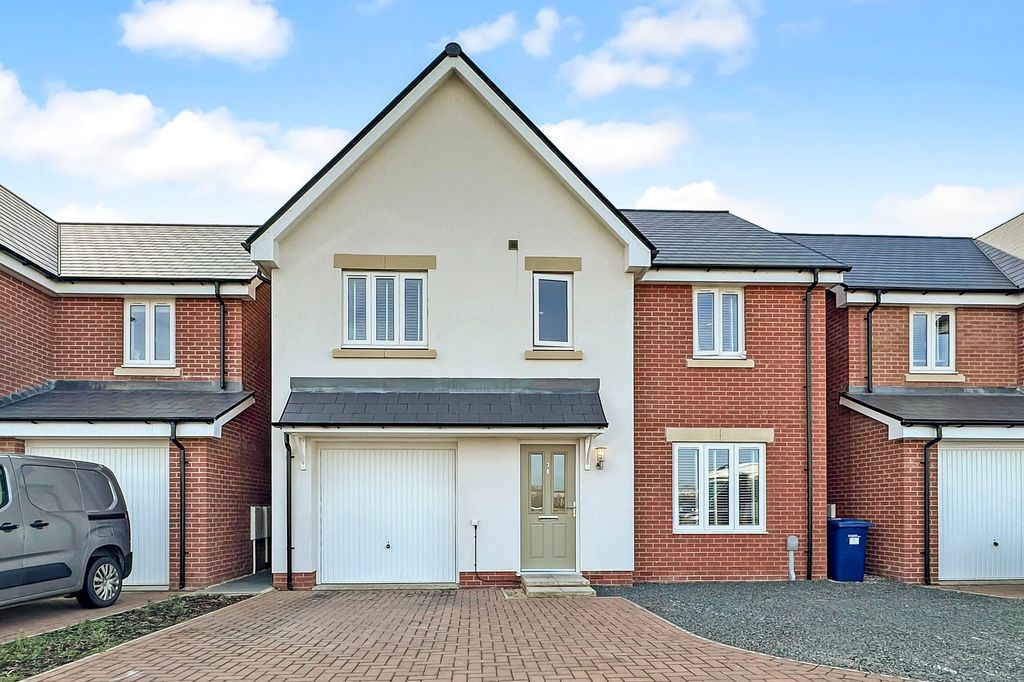 Property photo 1 of 19 Front