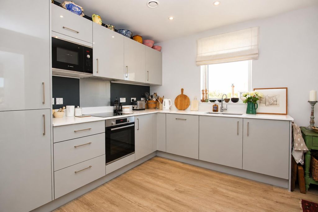 Property photo 3 of 22 1 (10).Png