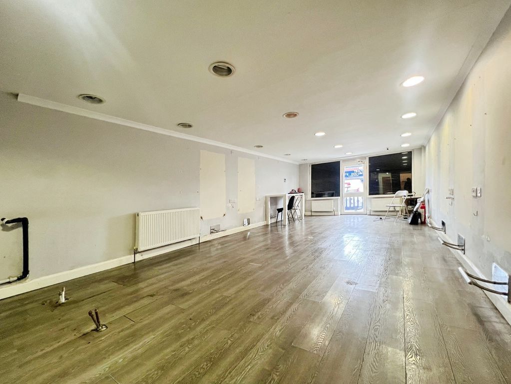 Property photo 3 of 13 Photo 12