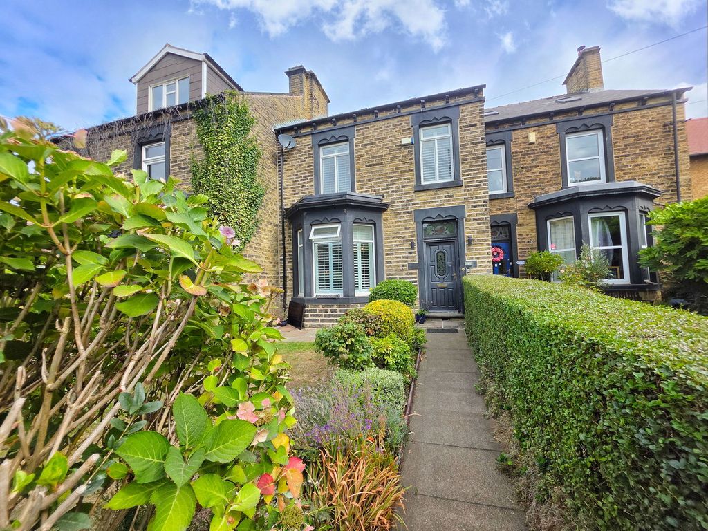 Property photo 1 of 33