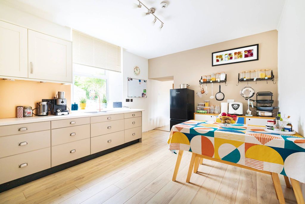 Property photo 3 of 29