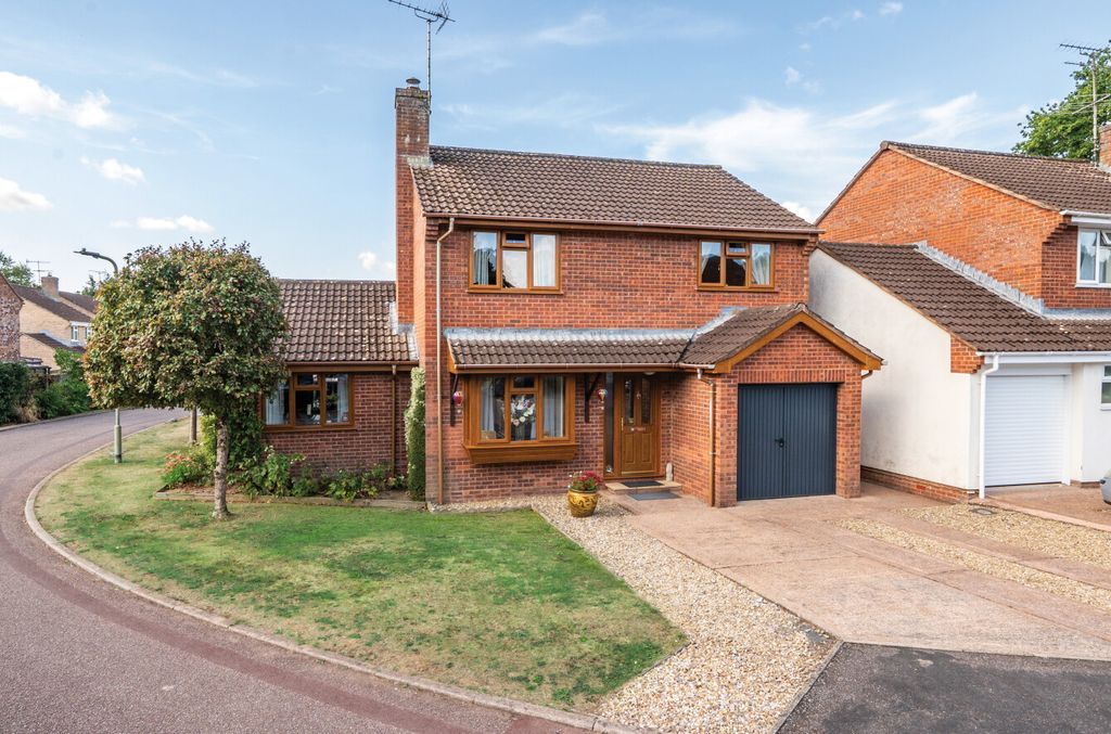 Property photo 1 of 34 Seddons Tiverton