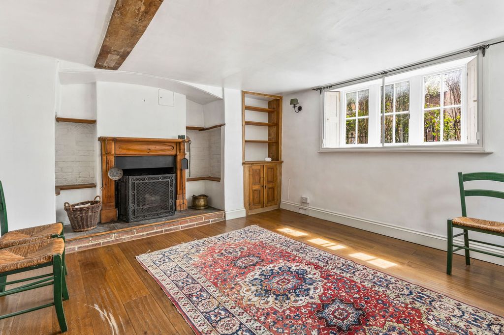Property photo 3 of 15