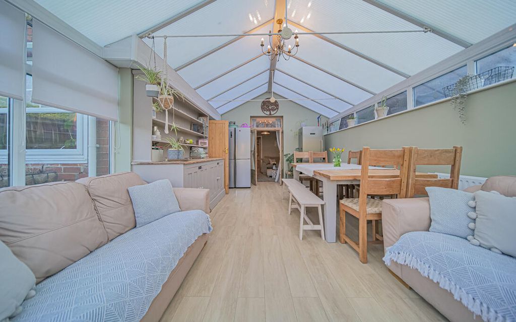 Property photo 2 of 26 P1068761.Jpg