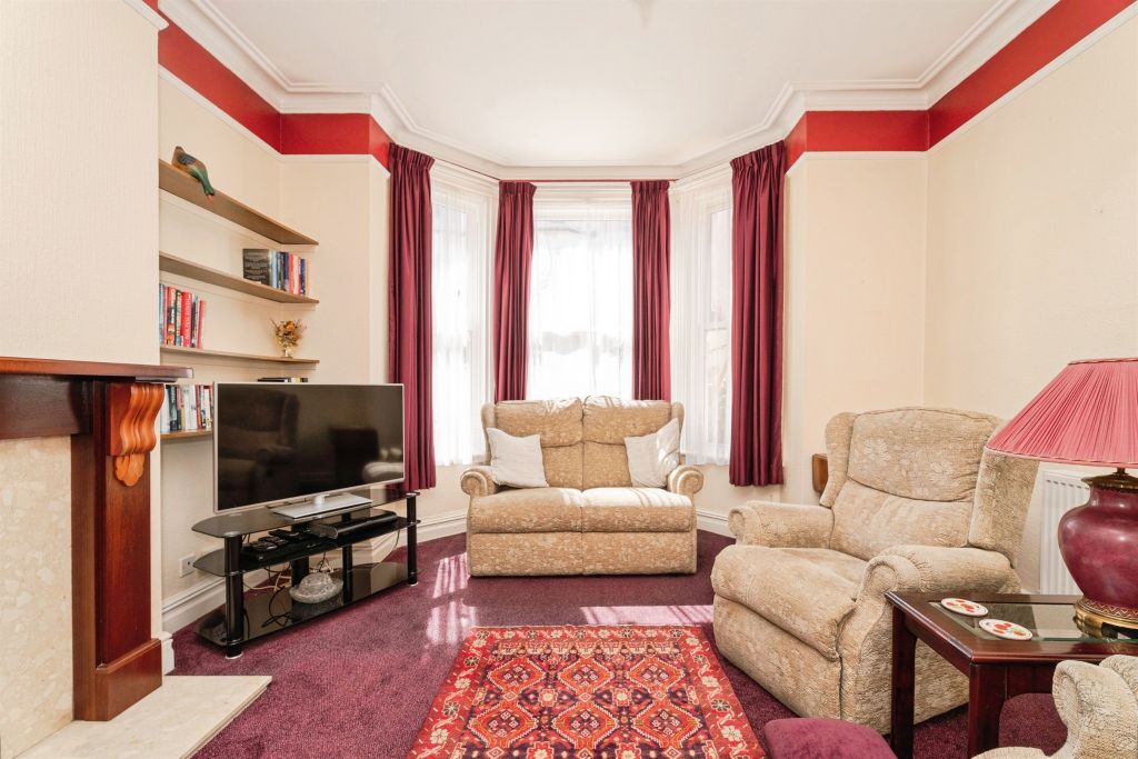 Property photo 2 of 16