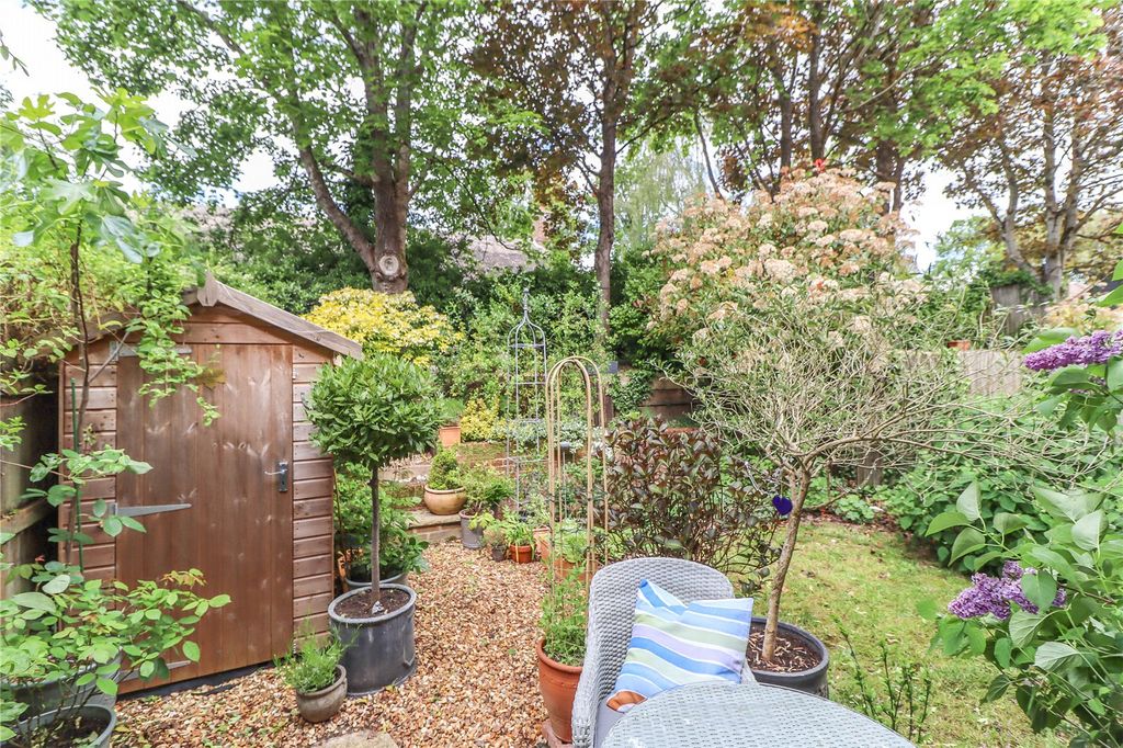 Property photo 2 of 17 Picture No. 04
