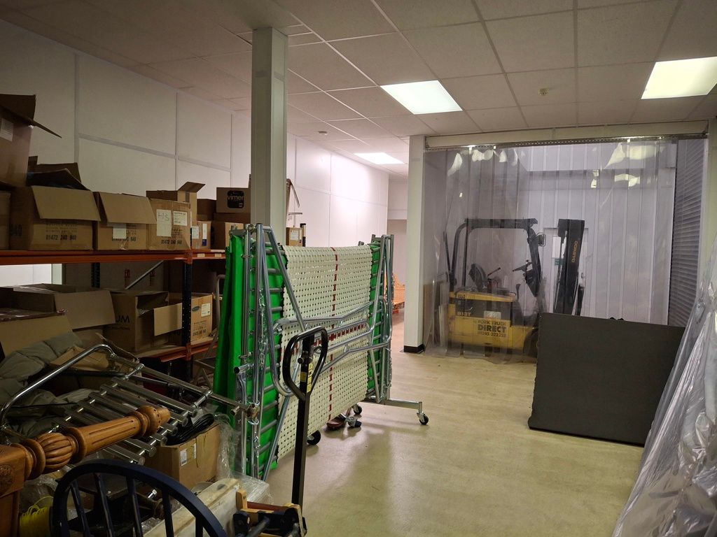 Property photo 3 of 7 Photo 2