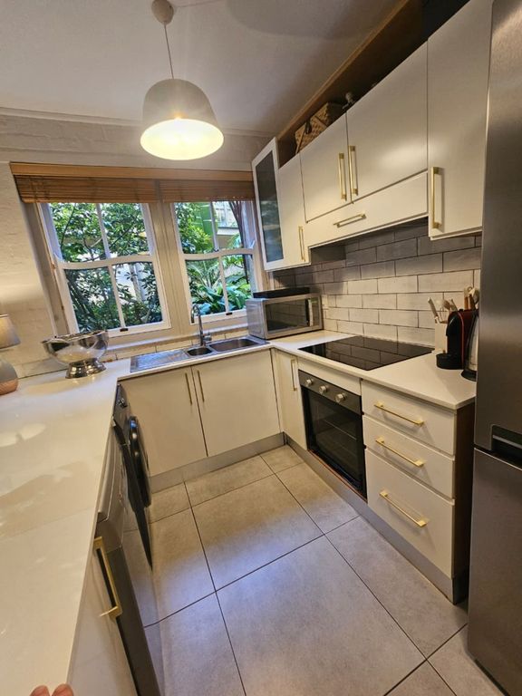 Property photo 3 of 30