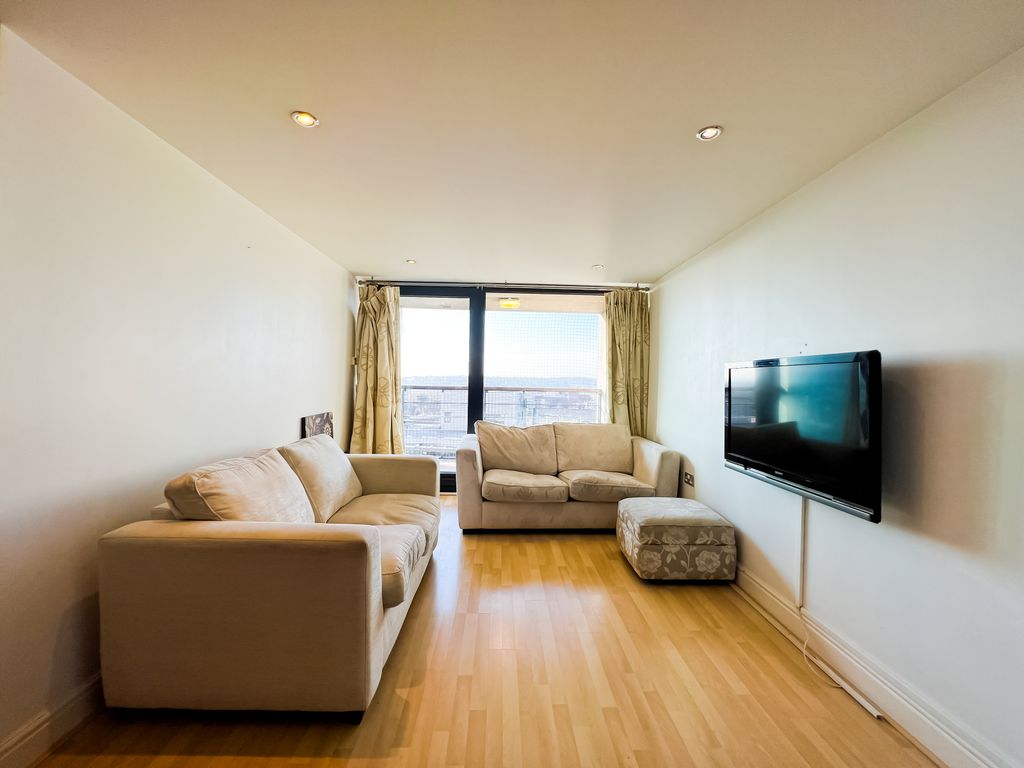 Property photo 3 of 12 Gallery