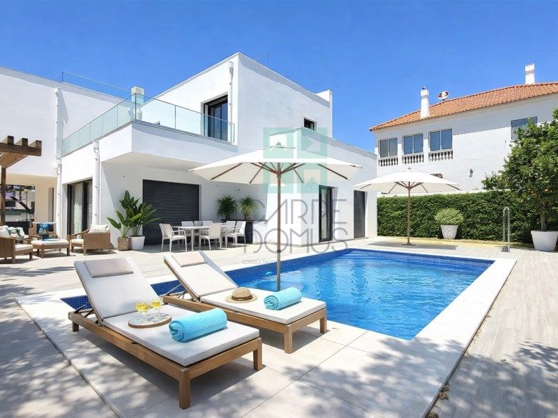 Property photo 1 of 36