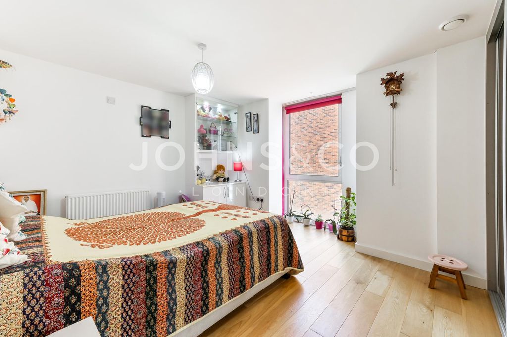 Property photo 3 of 11