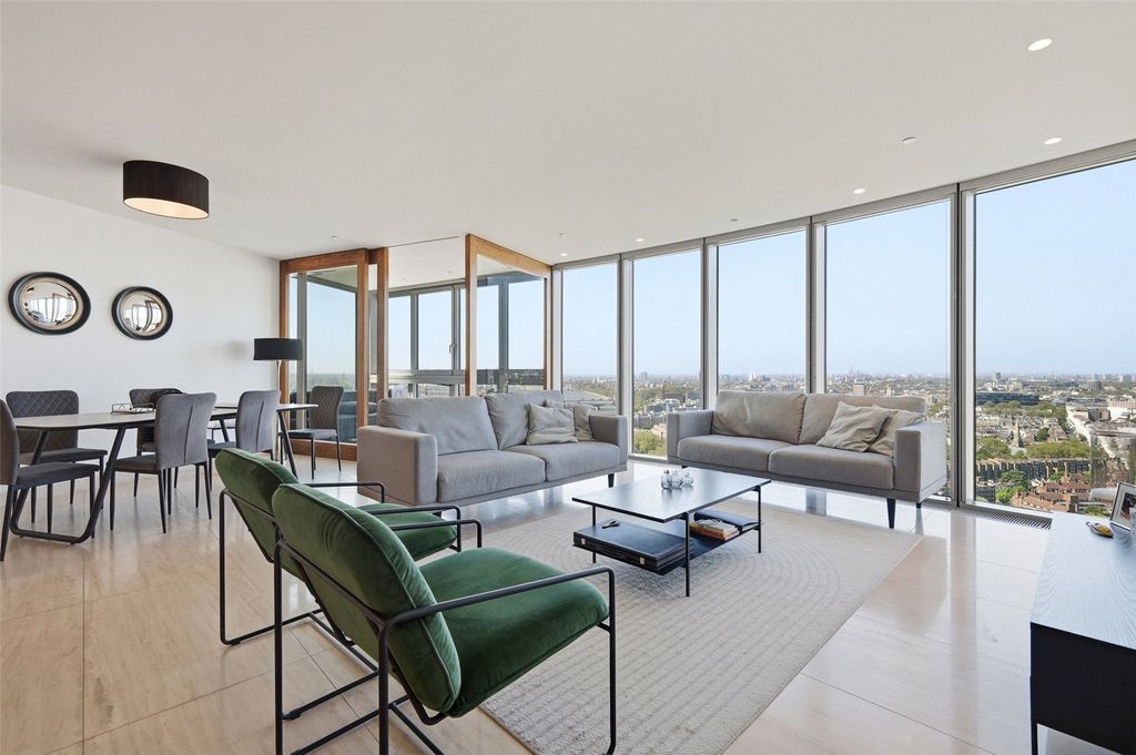 Property photo 3 of 23 Picture No. 02