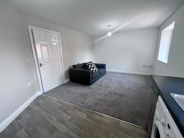 Property photo 2 of 7 Lounge 1.Jpg
