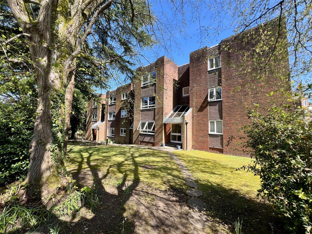 Property photo 1 of 9 Exterior