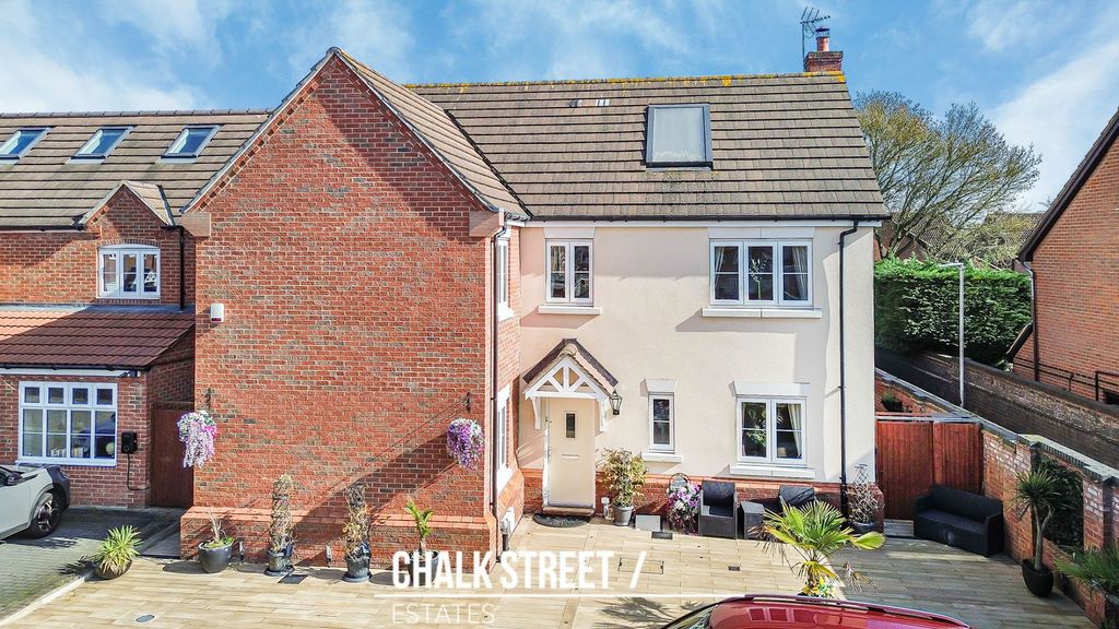 Property photo 1 of 26