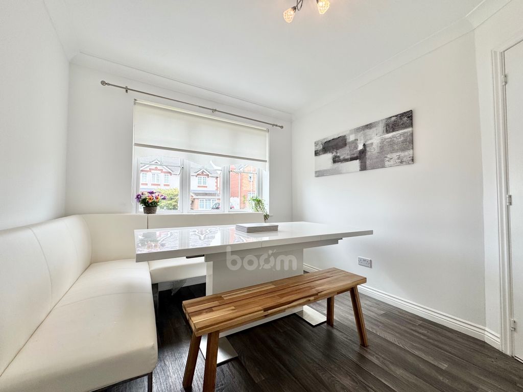 Property photo 3 of 35 Img_3594