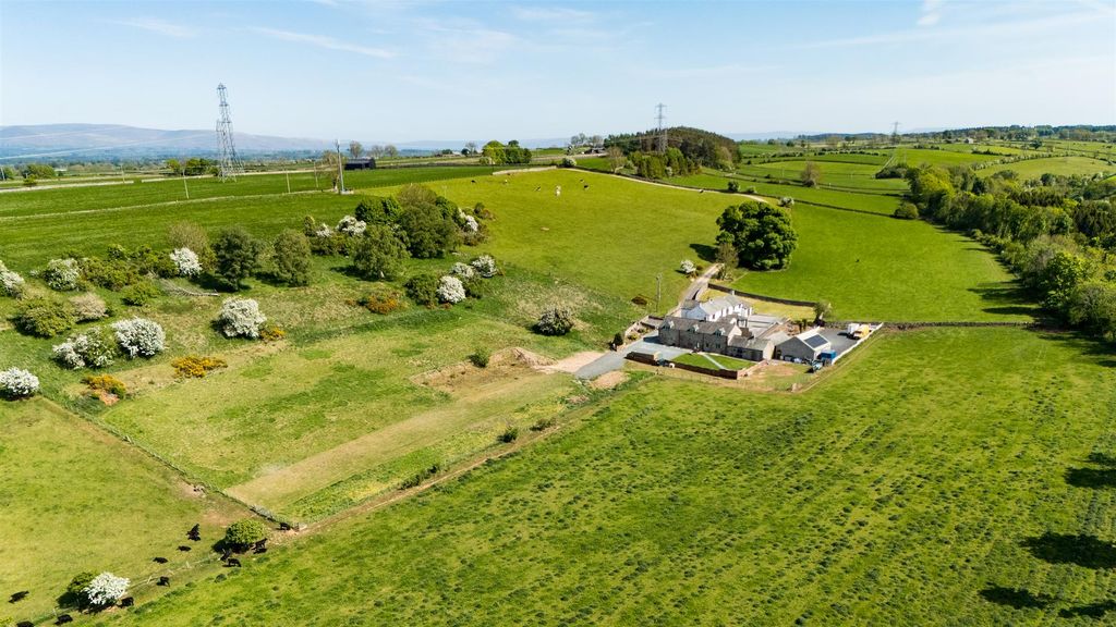 Property photo 2 of 31 Dji_20250514151633_0062_D.Jpg