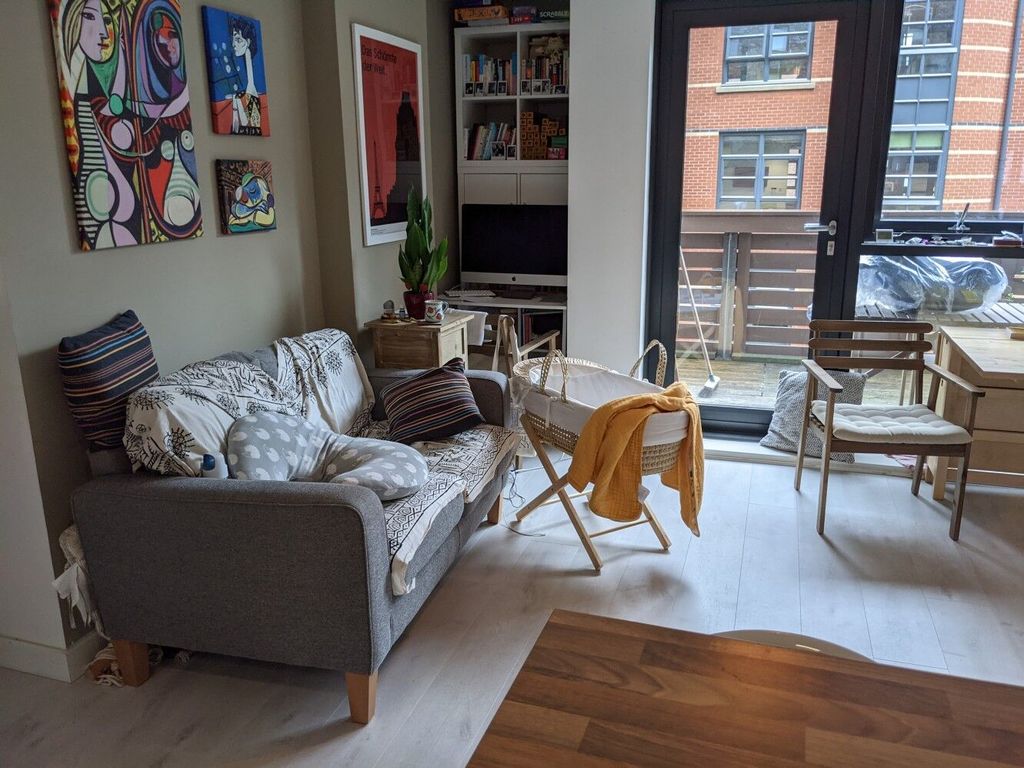 Property photo 2 of 12 Img_29157_14_Original.Jpg