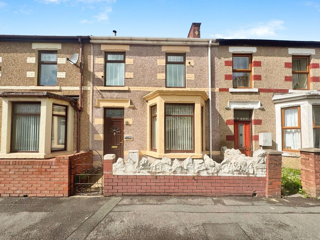 Property photo 1 of 29