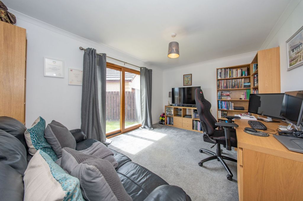 Additional image 12 of 4 bed detached house for sale2 Holmes Court, Broxburn EH52