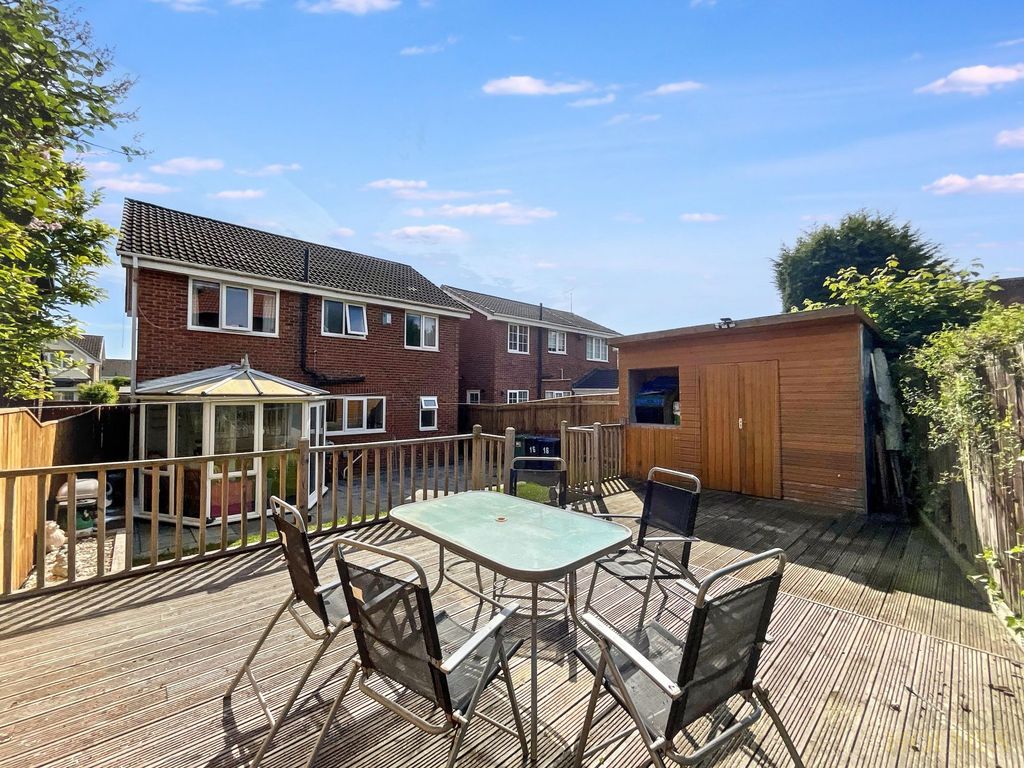 Property photo 3 of 46