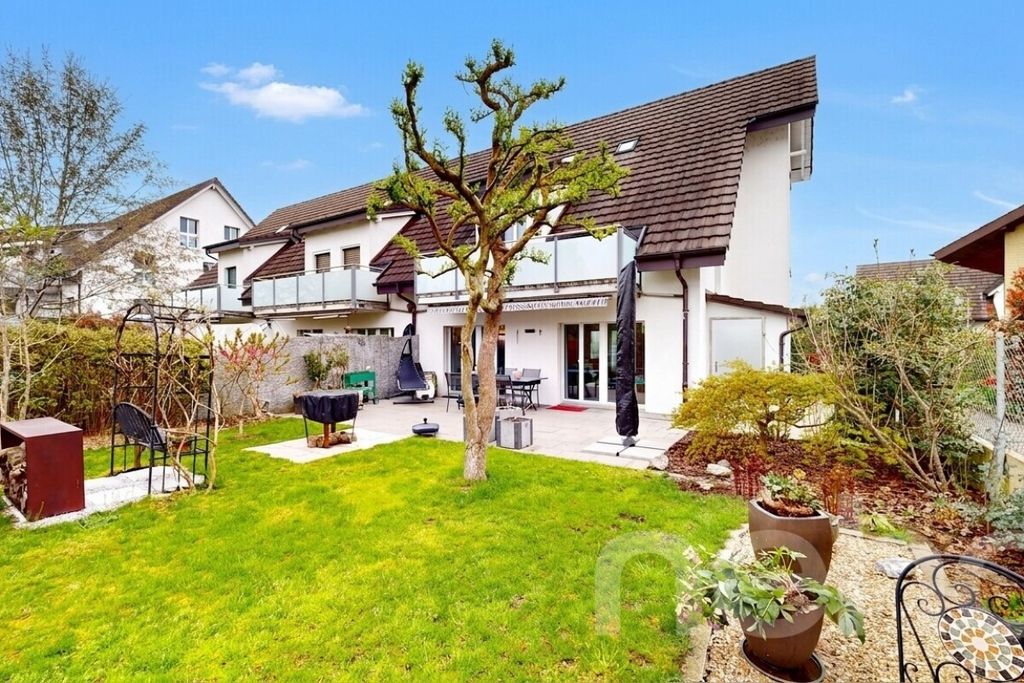 Property photo 3 of 13