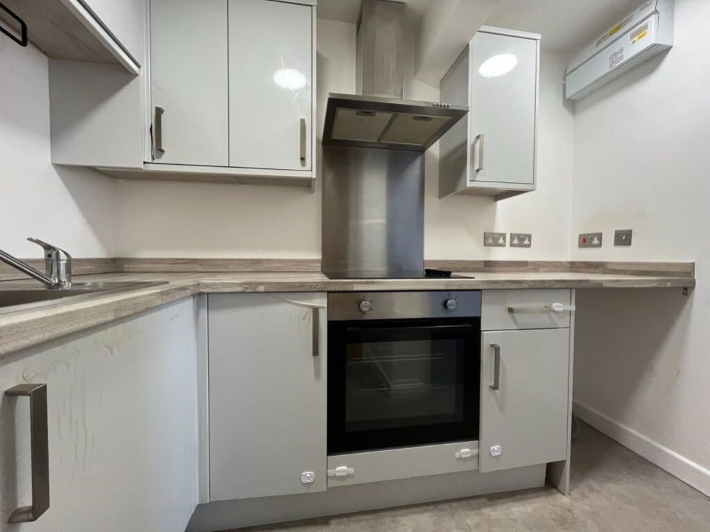 Property photo 2 of 5 Flat 3, 13 Monson Kitchen 2
