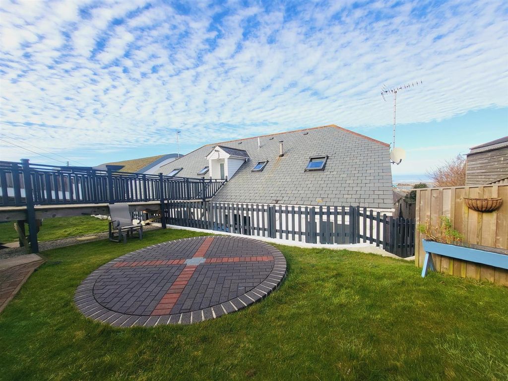 Additional image 30 of 3 bed flat for saleLamorne Close, Perranporth TR6
