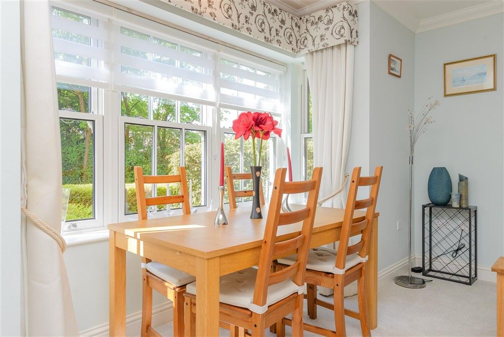 Property photo 3 of 13 Internal Lifestyle Photograph