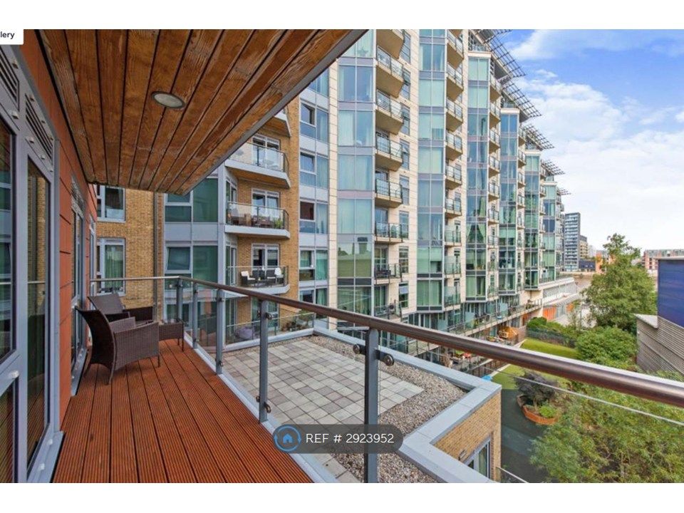 Property photo 2 of 12 Balcony
