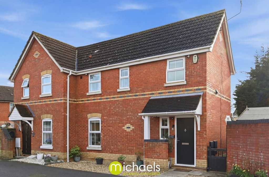 Property photo 1 of 27