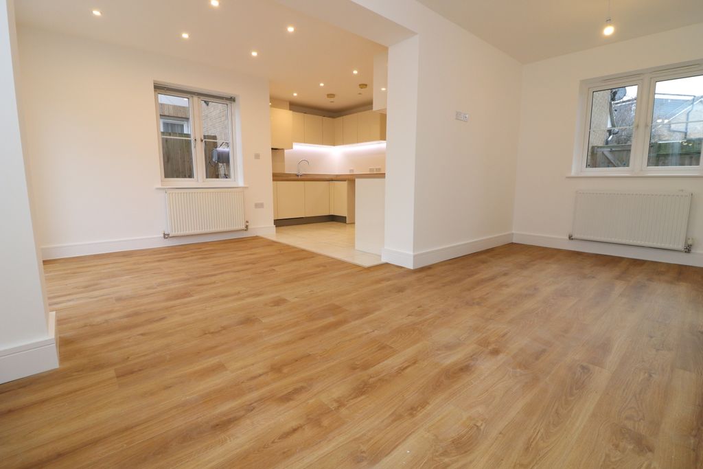 Property photo 3 of 18 Family Room - Ideal As Home Office