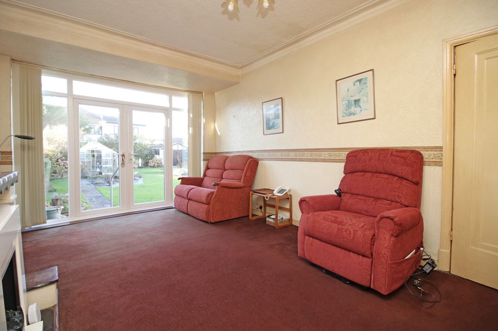 Property photo 3 of 24