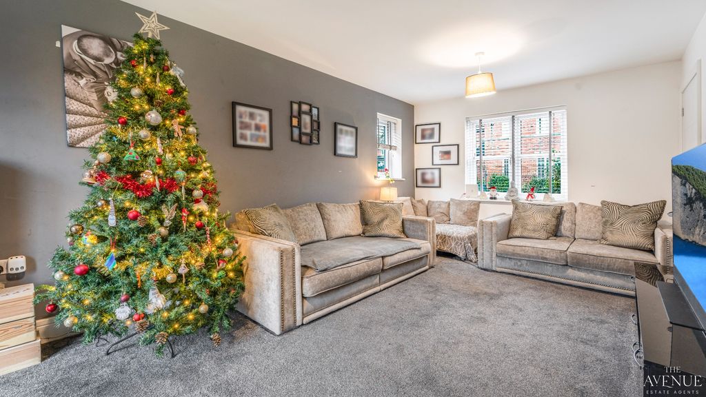 Property photo 3 of 25 4697147