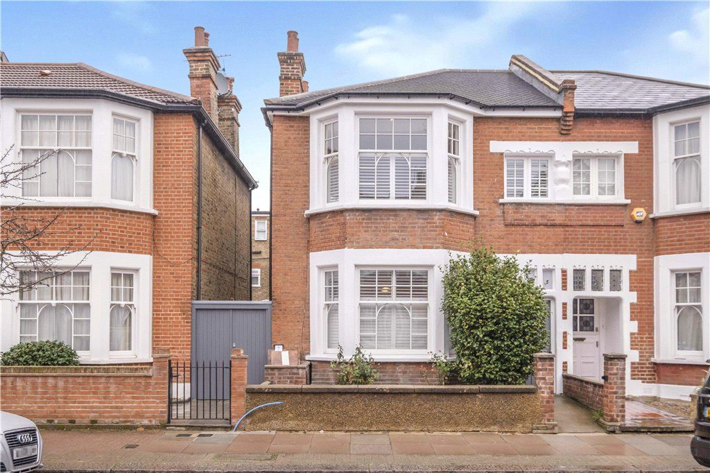 Property photo 1 of 11 Exterior