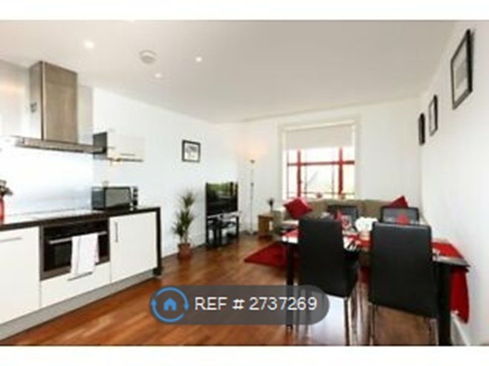 Property photo 2 of 26