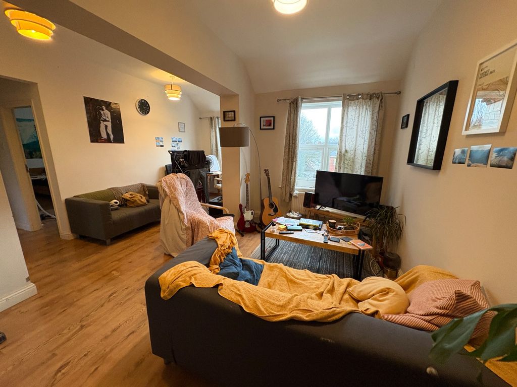 Property photo 2 of 5 Picture No. 03