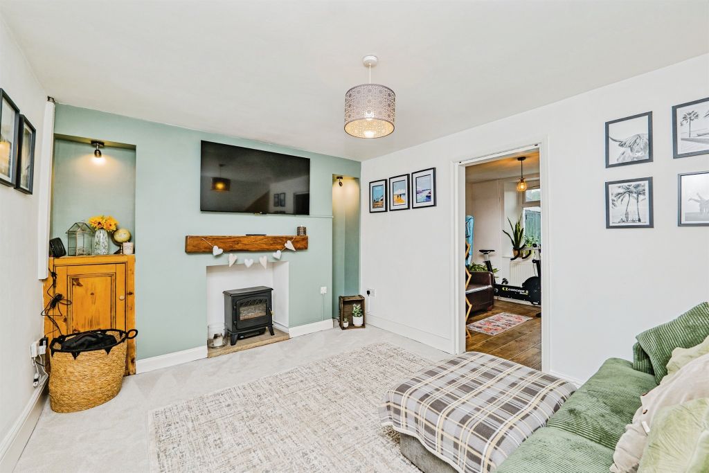 Property photo 3 of 23